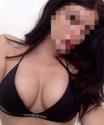 Василиса, 24 года, 2 размер груди